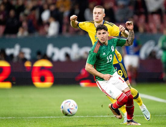 221116 Mattias Svanberg of Sweden and Jorge Sanchez of Mexico during the international friendly football match between Mexico and Sweden on November 16, 2022 in Girona Photo Ludvig Thunman BILDBYRAN code LT LT0441 football football soccer football training country international friendly Mexico Sweden Sweden Sweden a bbeng,  Copyright: LUDVIGxTHUNMAN BB221116LT079