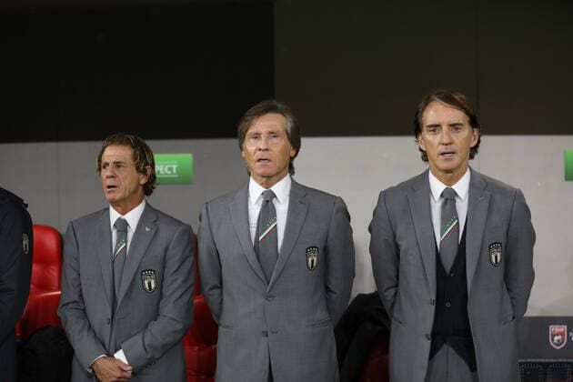 Roberto Mancini head coach of Italy and crew during the football friendly football game between the national teams of Albania and Italy, at Air Albania Stadium on 15 November 2022, Tirana, Albania. Photo Nderim Kaceli  Copyright: xNderimxKacelix xipa-agency.netx xLivexMediax 0 IPA_IPA34534850