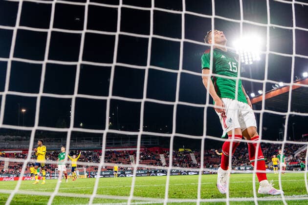 221116 Hector Moreno of Mexico looks dejected after the 0 1 goal during the international friendly football match between Mexico and Sweden on November 16, 2022 in Girona Photo Ludvig Thunman BILDBYRAN code LT LT0441 football football soccer football training international friendly Mexico Sweden Sweden Sweden a bbeng depp,  Copyright: LUDVIGxTHUNMAN BB221116LT132