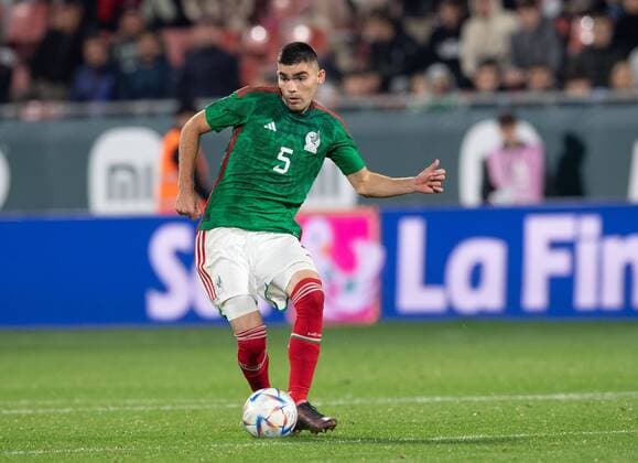 Seleccion Mexicana 2022 Mexico 1-2 Sweden Johan Vasquez of Mexico during the game Mexico (Mexican national team, Nationalteam vs Sweden, friendly match of preparation prior to the start of the FIFA World Cup, WM, Weltmeisterschaft, Fussball Qatar 2022, at Montilivi Municipal Stadium, on November 16, 2022. <br><br> Johan Vasquez de Mexico durante el partido Mexico (Seleccion Nacional Mexicana) vs Suecia,amistoso de preparacion previo al inicio de la Copa Mundial de la FIFA Qatar 2022, en el Estadio Municipal de Montilivi, el 16 de noviembre de 2022. GIRONA ESPANA ESPANA  Copyright: xDavidxLeahx 20221116153800_SM_AM_MEX_SWE_VASQUEZ29