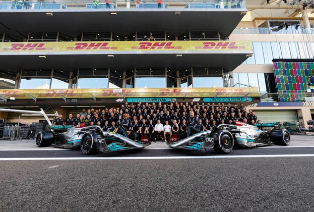 44 Lewis Hamilton GBR, Mercedes AMG Petronas F1 Team , Toto Wolff AUT, Mercedes AMG Petronas F1 Team , Nyck de Vries NLD, Mercedes AMG Petronas F1 Team , 63 George Russell GBR, Mercedes AMG Petronas F1 Team , F1 Grand Prix of Abu Dhabi at Yas Marina Circuit on November 17, 2022 in Abu Dhabi, United Arab Emirates Photo by HOCH ZWEI Abu Dhabi United Arab Emirates