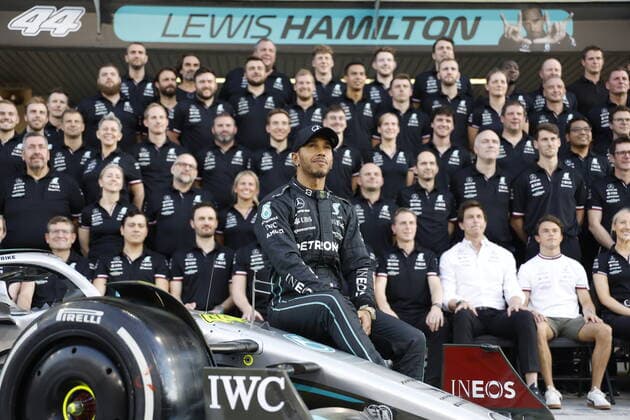 44 Lewis Hamilton GBR, Mercedes AMG Petronas F1 Team , F1 Grand Prix of Abu Dhabi at Yas Marina Circuit on November 17, 2022 in Abu Dhabi, United Arab Emirates Photo by HOCH ZWEI Abu Dhabi United Arab Emirates