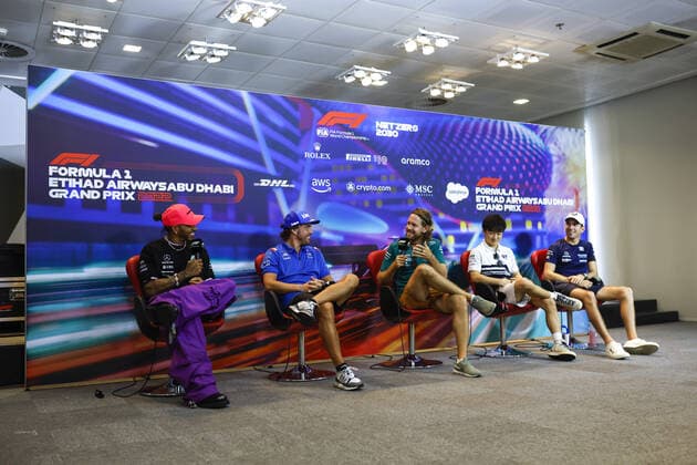 HAMILTON Lewis (gbr), Mercedes AMG F1 Team W13, ALONSO Fernando (spa), Alpine F1 Team A522, VETTEL Sebastian (ger), Aston Martin F1 Team AMR22, TSUNODA Yuki (jap), Scuderia AlphaTauri AT03, LATIFI Nicholas (can), Williams Racing FW44, portrait, , press conference, PK, Pressekonferenz during the Formula 1 Etihad Airways Abu Dhabi Grand Prix 2022, 22nd round of the 2022 FIA Formula One World Championship, WM, Weltmeisterschaft from November 18 to 20, 2022 on the Yas Marina Circuit, in Yas Island, Abu Dhabi - F1 - ABU DHABI GRAND PRIX 2022 DPPI Panoramic F12022GP22ARE_JK199628