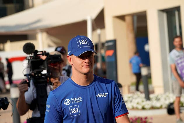 FORMULA 1 ETIHAD AIRWAYS ABU DHABI GRAND PRIX 2022 17 11 2022, Yas Marina Circuit, Abu Dhabi, FORMULA 1 ETIHAD AIRWAYS ABU DHABI GRAND PRIX 2022 , in picture Mick Schumacher DEU , Haas F1 Team nordphotoxGmbHx xBratic nph00250