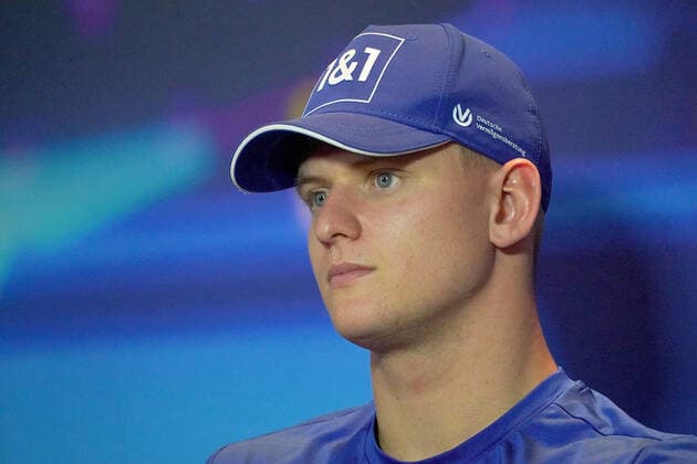 FORMULA 1 ETIHAD AIRWAYS ABU DHABI GRAND PRIX 2022 17 11 2022, Yas Marina Circuit, Abu Dhabi, FORMULA 1 ETIHAD AIRWAYS ABU DHABI GRAND PRIX 2022 , in picture Mick Schumacher DEU , Haas F1 Team nordphotoxGmbHx xBratic nph00250