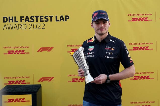 FORMULA 1 ETIHAD AIRWAYS ABU DHABI GRAND PRIX 2022 17 11 2022, Yas Marina Circuit, Abu Dhabi, FORMULA 1 ETIHAD AIRWAYS ABU DHABI GRAND PRIX 2022 , in picture Max Verstappen NEL , Oracle Red Bull Racing gets the award for the fastest pit stop of the season nordphotoxGmbHx xBratic nph00250