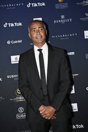 Foto Fabio Ferrari LaPresse - 17 Novembre 2022 - Dubai, Emirati Arabi Uniti - - Calcio -17ma edizione di Dubai International Sports Conference - Globe Soccer Awards 2022. Nella foto: Romario November 17, 2022 Dubai, United Arab Emirates - sport - Soccer - 17th edition of the Dubai International Sports Conference - Globe Soccer Awards 2022. In the pic: Romario  Copyright: xFabioxFerrari LaPressex