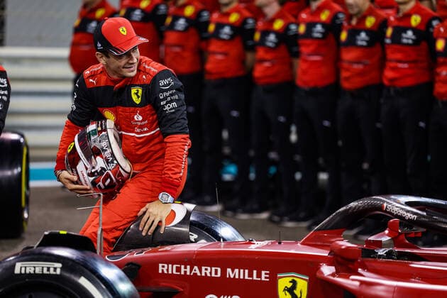 LECLERC Charles (mco), Scuderia Ferrari F1-75, portrait during the Formula 1 Etihad Airways Abu Dhabi Grand Prix 2022, 22nd round of the 2022 FIA Formula One World Championship, WM, Weltmeisterschaft from November 18 to 20, 2022 on the Yas Marina Circuit, in Yas Island, Abu Dhabi - F1 - ABU DHABI GRAND PRIX 2022 DPPI Panoramic  20221117_GOOD6949