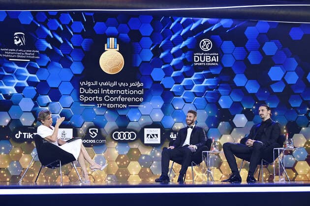 Foto Fabio Ferrari LaPresse - 17 Novembre 2022 - Dubai, Emirati Arabi Uniti - - Calcio -17ma edizione di Dubai International Sports Conference - Globe Soccer Awards 2022. Nella foto: Sergio Ramos e Zlatan Ibrahimovic in conferenza November 17, 2022 Dubai, United Arab Emirates - sport - Soccer - 17th edition of the Dubai International Sports Conference - Globe Soccer Awards 2022. In the pic: conference of Sergio Ramos and Zlatan Ibrahimovic  Copyright: xFabioxFerrari LaPressex