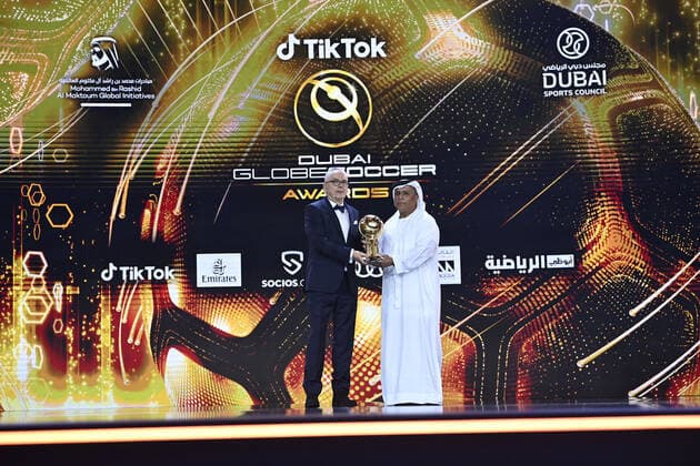Foto Fabio Ferrari LaPresse - 17 Novembre 2022 - Dubai, Emirati Arabi Uniti - - Calcio -17ma edizione di Dubai International Sports Conference - Globe Soccer Awards 2022. Nella foto: Olivier Blanc (Olympique Lyon Femnin) - Best women s club of the year November 17, 2022 Dubai, United Arab Emirates - sport - Soccer - 17th edition of the Dubai International Sports Conference - Globe Soccer Awards 2022. In the pic: Olivier Blanc (Olympique Lyon Femnin) - Best women s club of the year  Copyright: xFabioxFerrari LaPressex