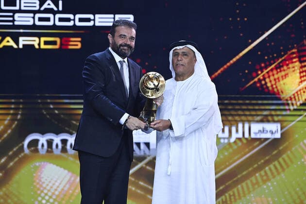 Foto Fabio Ferrari LaPresse - 17 Novembre 2022 - Dubai, Emirati Arabi Uniti - - Calcio -17ma edizione di Dubai International Sports Conference - Globe Soccer Awards 2022. Nella foto: Jose Angel Sanchez - Best Executive of the year November 17, 2022 Dubai, United Arab Emirates - sport - Soccer - 17th edition of the Dubai International Sports Conference - Globe Soccer Awards 2022. In the pic: Jose Angel Sanchez - Best Executive of the year  Copyright: xFabioxFerrari LaPressex