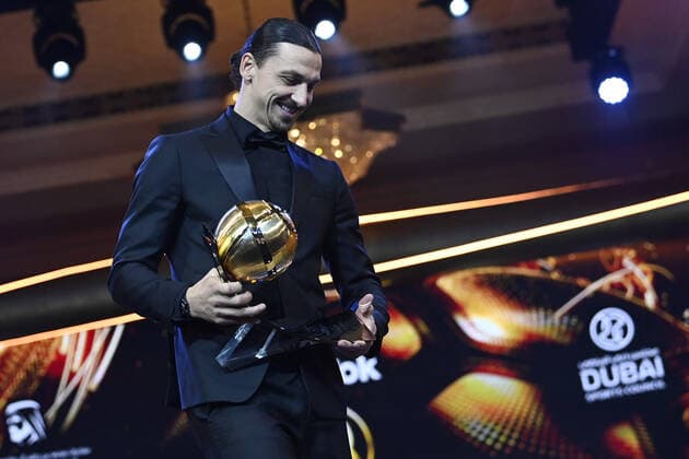 Foto Fabio Ferrari LaPresse - 17 Novembre 2022 - Dubai, Emirati Arabi Uniti - - Calcio -17ma edizione di Dubai International Sports Conference - Globe Soccer Awards 2022. Nella foto: Zlatan Ibrahimovic - Player Career Award November 17, 2022 Dubai, United Arab Emirates - sport - Soccer - 17th edition of the Dubai International Sports Conference - Globe Soccer Awards 2022. In the pic: Zlatan Ibrahimovic - Player Career Award  Copyright: xFabioxFerrari LaPressex