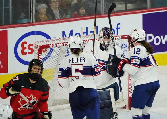 Ice hockey, Womens international, Canada - USA
