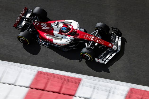 77 BOTTAS Valtteri (fin), Alfa Romeo F1 Team ORLEN C42, action during the Formula 1 Etihad Airways Abu Dhabi Grand Prix 2022, 22nd round of the 2022 FIA Formula One World Championship, WM, Weltmeisterschaft from November 18 to 20, 2022 on the Yas Marina Circuit, in Yas Island, Abu Dhabi - F1 - ABU DHABI GRAND PRIX 2022 DPPI Panoramic  00122049_GOOD7507.JPG