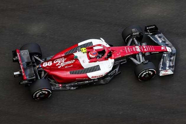 88 KUBICA Robert (pol), Alfa Romeo F1 Team ORLEN C42, action during the Formula 1 Etihad Airways Abu Dhabi Grand Prix 2022, 22nd round of the 2022 FIA Formula One World Championship, WM, Weltmeisterschaft from November 18 to 20, 2022 on the Yas Marina Circuit, in Yas Island, Abu Dhabi - F1 - ABU DHABI GRAND PRIX 2022 DPPI Panoramic  00122049_GOOD7713.JPG
