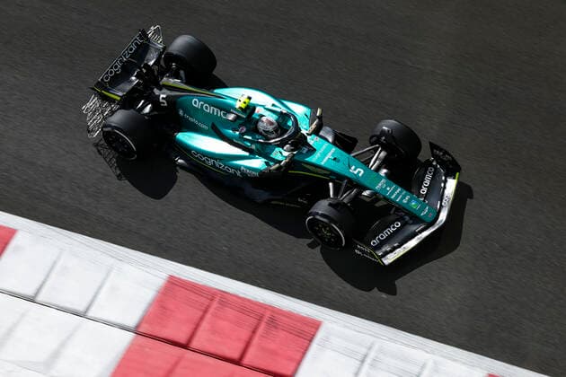 05 VETTEL Sebastian (ger), Aston Martin F1 Team AMR22, action during the Formula 1 Etihad Airways Abu Dhabi Grand Prix 2022, 22nd round of the 2022 FIA Formula One World Championship, WM, Weltmeisterschaft from November 18 to 20, 2022 on the Yas Marina Circuit, in Yas Island, Abu Dhabi - F1 - ABU DHABI GRAND PRIX 2022 DPPI Panoramic  00122049_GOOD7385.JPG