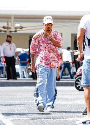 44 Lewis Hamilton GBR, Mercedes AMG Petronas F1 Team , F1 Grand Prix of Abu Dhabi at Yas Marina Circuit on November 18, 2022 in Abu Dhabi, United Arab Emirates Photo by HOCH ZWEI Abu Dhabi United Arab Emirates