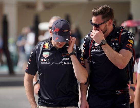 FORMULA 1 ETIHAD AIRWAYS ABU DHABI GRAND PRIX 2022 18 11 2022, Yas Marina Circuit, Abu Dhabi, FORMULA 1 ETIHAD AIRWAYS ABU DHABI GRAND PRIX 2022 , in picture Max Verstappen NEL , Oracle Red Bull Racing nordphotoxGmbHx xBratic nph00250