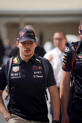 FORMULA 1 ETIHAD AIRWAYS ABU DHABI GRAND PRIX 2022 18 11 2022, Yas Marina Circuit, Abu Dhabi, FORMULA 1 ETIHAD AIRWAYS ABU DHABI GRAND PRIX 2022 , in picture Max Verstappen NEL , Oracle Red Bull Racing nordphotoxGmbHx xBratic nph00250