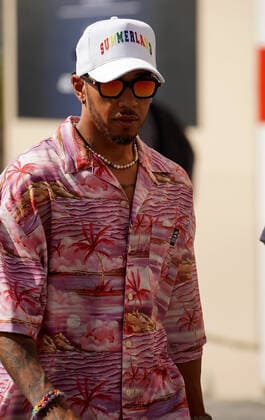 18 11 2022, Yas Marina Circuit, Abu Dhabi, FORMULA 1 ETIHAD AIRWAYS ABU DHABI GRAND PRIX 2022 , in picture Lewis Hamilton GBR , Mercedes AMG Petronas Formula One Team Abu Dhabi Yas Marina Circuit United Arab Emirates  eu-images-506