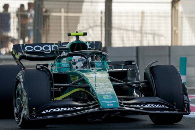 18 11 2022, Yas Marina Circuit, Abu Dhabi, FORMULA 1 ETIHAD AIRWAYS ABU DHABI GRAND PRIX 2022 , in picture Sebastian Vettel DEU , Aston Martin Aramco Cognizant Formula One Team Abu Dhabi Yas Marina Circuit United Arab Emirates  eu-images-506