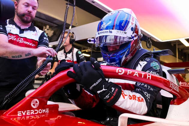 77 Valtteri Bottas FIN, Alfa Romeo F1 Team ORLEN , F1 Grand Prix of Abu Dhabi at Yas Marina Circuit on November 18, 2022 in Abu Dhabi, United Arab Emirates Photo by HOCH ZWEI Abu Dhabi United Arab Emirates