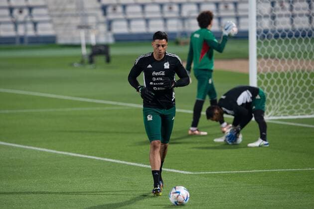 RECORD DATE NOT STATED FIFA World Cup, WM, Weltmeisterschaft, Fussball Qatar 2022 Mexico national team, Nationalteam Training Alfredo Talavera during the training of the Mexican National Team (Mexico) prior to their debut against the Poland National Team in Group C of the FIFA World Cup Qatar 2022 at Al Khor facilities, on November 18, 2022. <br><br> Alfredo Talavera durante el entrenamiento de la Seleccion Nacional Mexicana (Mexico) previo a su debut contra la Seleccion de Polonia en el Grupo C de la Copa Mundial de la FIFA Catar 2022 el Instalaciones de Al Khor, el 18 de noviembre de 2022. JOR DOHA QATAR  Copyright: xDavidxLeahx 20221118093321_FWC_Q22_GC_MEX_TRAI_TALAVERA38