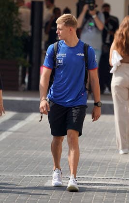 FORMULA 1 ETIHAD AIRWAYS ABU DHABI GRAND PRIX 2022 19 11 2022, Yas Marina Circuit, Abu Dhabi, FORMULA 1 ETIHAD AIRWAYS ABU DHABI GRAND PRIX 2022 , in picture Mick Schumacher DEU , Haas F1 Team nordphotoxGmbHx xBratic nph00250