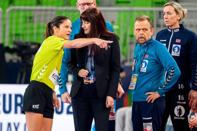 Ljubljana, 18 November 2022 Handball EHF European Championship, Semifinal, Norway vs France Referee Maike Merz Ljubljana Stozice Arena Slovenia