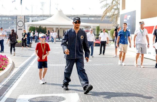 44 Lewis Hamilton GBR, Mercedes AMG Petronas F1 Team , F1 Grand Prix of Abu Dhabi at Yas Marina Circuit on November 19, 2022 in Abu Dhabi, United Arab Emirates Photo by HOCH ZWEI Abu Dhabi United Arab Emirates