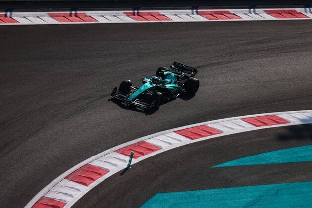 November 19, 2022, Abu Dhabi, United Arab Emirates: Sebastian Vettel of Aston Martin during Practice 3 of Formula 1 Abu Dhabi Grand Prix at Yas Marina Circuit on November 19, 2022 in Abu Dhabi, United Arab Emirates. Abu Dhabi United Arab Emirates - ZUMAz156 0194545231st Copyright: xBeataxZawrzelx