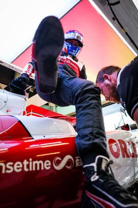 BOTTAS Valtteri (fin), Alfa Romeo F1 Team ORLEN C42, portrait during the Formula 1 Etihad Airways Abu Dhabi Grand Prix 2022, 22nd round of the 2022 FIA Formula One World Championship, WM, Weltmeisterschaft from November 18 to 20, 2022 on the Yas Marina Circuit, in Yas Island, Abu Dhabi - F1 - ABU DHABI GRAND PRIX 2022 DPPI Panoramic  20221119_G00D9157