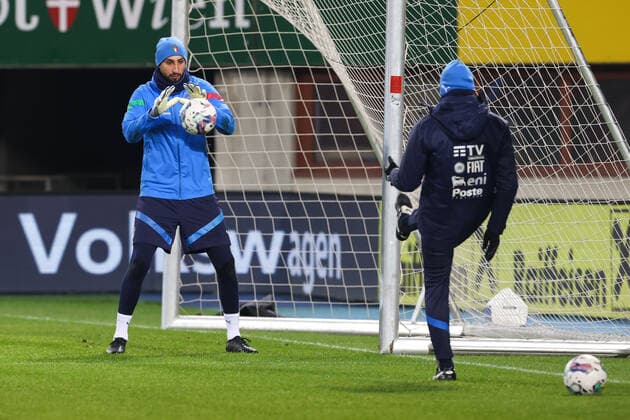 SOCCER - AUT vs ITA, test match VIENNA,AUSTRIA,19.NOV.22 - SOCCER - OEFB international test match, Austria vs Italy, preview, training team ITA. Image shows Gianluigi Donnarumma (ITA).  GEPAxpictures xArminxRauthner