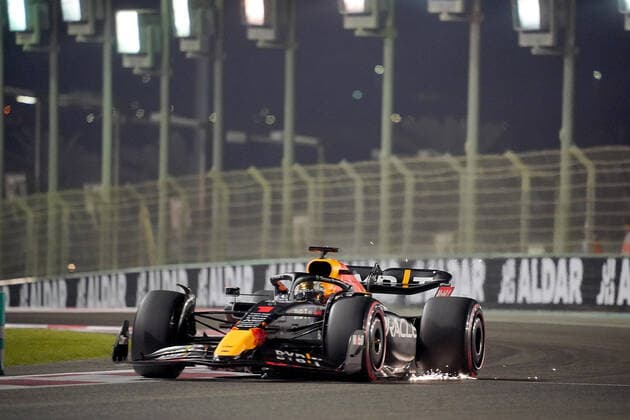 19 11 2022, Yas Marina Circuit, Abu Dhabi, FORMULA 1 ETIHAD AIRWAYS ABU DHABI GRAND PRIX 2022 , in picture Max Verstappen NEL , Oracle Red Bull Racing Abu Dhabi Yas Marina Circuit United Arab Emirates  eu-images-506