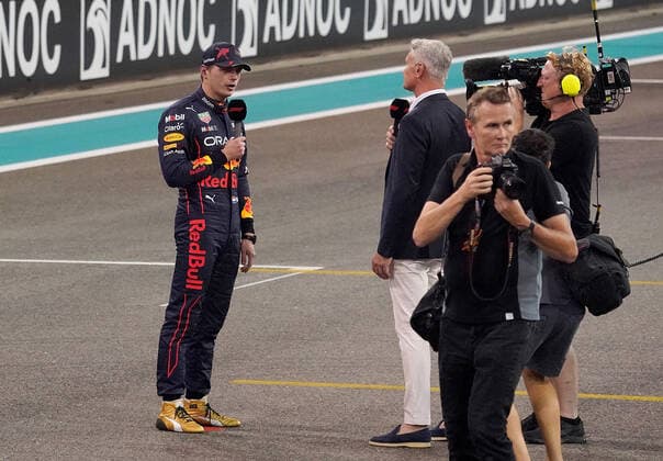 19 11 2022, Yas Marina Circuit, Abu Dhabi, FORMULA 1 ETIHAD AIRWAYS ABU DHABI GRAND PRIX 2022 , in picture pole position for Max Verstappen NEL , Oracle Red Bull Racing Abu Dhabi Yas Marina Circuit United Arab Emirates  eu-images-506
