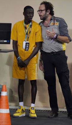 19 11 2022, Yas Marina Circuit, Abu Dhabi, FORMULA 1 ETIHAD AIRWAYS ABU DHABI GRAND PRIX 2022 , in picture TikTok Star Khaby Lame Abu Dhabi Yas Marina Circuit United Arab Emirates  eu-images-506