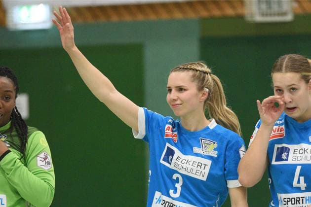 Anika Bissel ESV 1927 Regensburg 3 SG H2Ku Herrenberg vs ESV 1927 Regensburg Handball, HBF, 8 league match, season 2022 2023 , 19 11 2022 SG H2Ku Herrenberg vs ESV 1927 Regensburg Handball, HBF, 8 league match, season 2022 2023 , 19 11 2022 Herrenberg Copyright: xEibner-Pressefotox EP_TBR