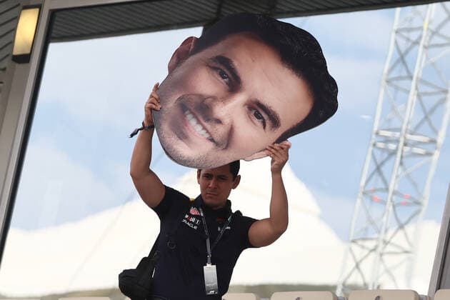F1 Abu Dhabi Grand Prix Fan of Sergio Perez before the Formula 1 Abu Dhabi Grand Prix at Yas Marina Circuit in Abu Dhabi, United Arab Emirates on November 20, 2022. Abu Dhabi United Arab Emirates  Copyright: xJakubxPorzyckix originalFilename:porzycki-f1abudha221120_npmXJ.jpg