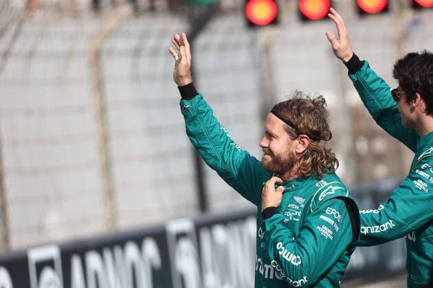 F1 Abu Dhabi Grand Prix Sebatian Vettel before the drivers parade ahead of the Formula 1 Abu Dhabi Grand Prix at Yas Marina Circuit in Abu Dhabi, United Arab Emirates on November 20, 2022. Abu Dhabi United Arab Emirates  Copyright: xJakubxPorzyckix originalFilename:porzycki-f1abudha221120_npHc2.jpg
