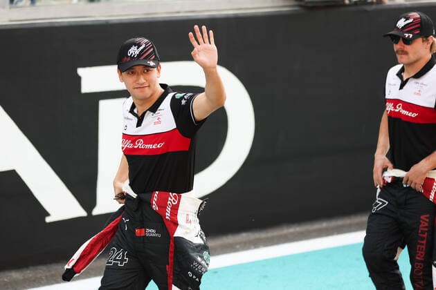 ZHOU Guanyu (chi), Alfa Romeo F1 Team ORLEN C42, portrait during the Formula 1 Etihad Airways Abu Dhabi Grand Prix 2022, 22nd round of the 2022 FIA Formula One World Championship, WM, Weltmeisterschaft from November 18 to 20, 2022 on the Yas Marina Circuit, in Yas Island, Abu Dhabi - F1 - ABU DHABI GRAND PRIX 2022 - RACE DPPI Panoramic  00122050_AV6_8233