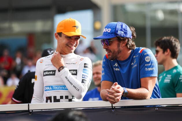 NORRIS Lando (gbr), McLaren F1 Team MCL36, ALONSO Fernando (spa), Alpine F1 Team A522, portrait during the Formula 1 Etihad Airways Abu Dhabi Grand Prix 2022, 22nd round of the 2022 FIA Formula One World Championship, WM, Weltmeisterschaft from November 18 to 20, 2022 on the Yas Marina Circuit, in Yas Island, Abu Dhabi - F1 - ABU DHABI GRAND PRIX 2022 - RACE DPPI Panoramic  00122050_AV6_8386
