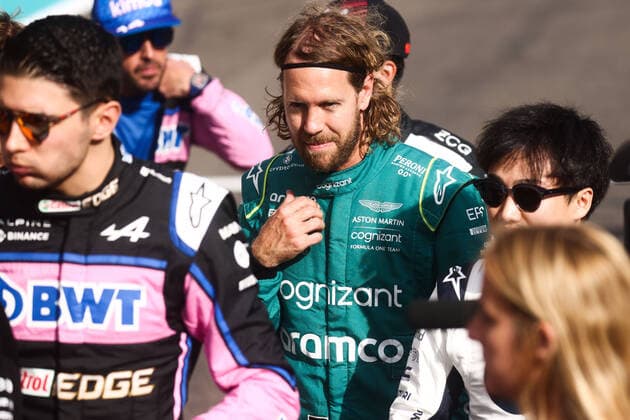 November 20, 2022, Abu Dhabi, United Arab Emirates: Sebastian Vettel of Aston Martin attends Driver s Parade during Formula 1 Abu Dhabi Grand Prix at Yas Marina Circuit on November 20, 2022 in Abu Dhabi, United Arab Emirates. Abu Dhabi United Arab Emirates - ZUMAz156 0194608074st Copyright: xBeataxZawrzelx