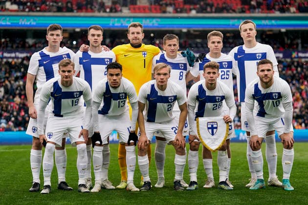 Soccer, private international match Norway Finland Oslo 20221120 Finlands Daniel O Shaughnessy, Leo V?is?nen, goalkeeper Lukas Hradecky, Robin Lod, Niilo M?enp??, Robert Ivanov, Marcus Forss, Pyry Soiri, Ilmari Niskanen, Anssi Suhonen and Benjamin K?llman for the private international soccer match between Norway and Finland at Ullevaal Stadium Photo Stian Lysberg Solum NTB Oslo Norway EDITORIAL USE ONLY RESTRICTED USE FOR BETTING COMPANIES  Copyright: xStianxLysbergxSolumx xNTBx