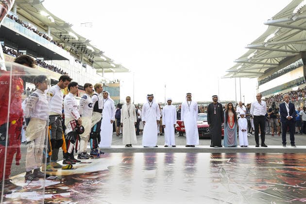 BEN SULAYEM Mohammed (uae), President of the FIA, DOMENICALI Stefano (ita), Chairman and CEO Formula One Group FOG, CAREY Chase (usa), former Chairman and CEO Formula One Group FOG, portrait during the Formula 1 Etihad Airways Abu Dhabi Grand Prix 2022, 22nd round of the 2022 FIA Formula One World Championship, WM, Weltmeisterschaft from November 18 to 20, 2022 on the Yas Marina Circuit, in Yas Island, Abu Dhabi - F1 - ABU DHABI GRAND PRIX 2022 - RACE DPPI Panoramic  00122050_G00D1411.JPG