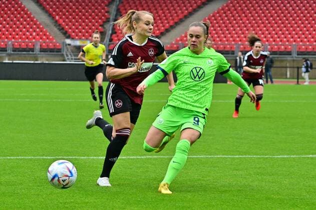20 11 2022 Football Women Season 2022 2023 DFB Pokal Club Cup Round of 16 1 FC Nürnberg FCN Club VfL Wolfsburg Sportfoto Zink regulations prohibit any use of photographs as image sequences and or quasi video Kerstin Bogenschütz Bogenschuetz 8, 1 FC Nürnberg FCN Ewa Pajor 9, VfL Wolfsburg