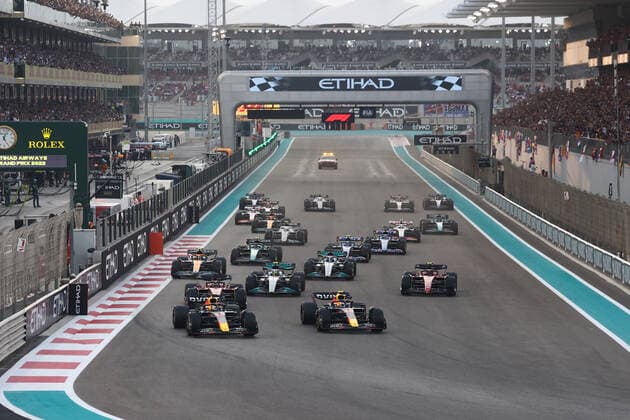 F1 Abu Dhabi Grand Prix Start of the Formula 1 Abu Dhabi Grand Prix at Yas Marina Circuit in Abu Dhabi, United Arab Emirates on November 20, 2022. Abu Dhabi United Arab Emirates  Copyright: xJakubxPorzyckix originalFilename:porzycki-f1abudha221120_npwaT.jpg
