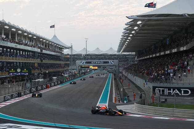 F1 Abu Dhabi Grand Prix Max Verstappen of Red Bull Racing during the Formula 1 Abu Dhabi Grand Prix at Yas Marina Circuit in Abu Dhabi, United Arab Emirates on November 20, 2022. Abu Dhabi United Arab Emirates  Copyright: xJakubxPorzyckix originalFilename:porzycki-f1abudha221120_npquL.jpg