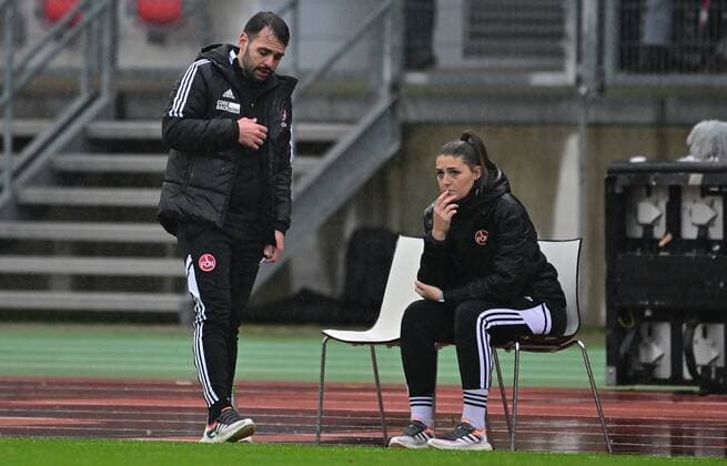 20 11 2022 football women ladies season 2022 2023 DFB Pokal club cup round of 16 1 FC Nürnberg FCN club VfL Wolfsburg Sportfoto Zink regulations prohibit any use of photographs as image sequences and or quasi video Osman Cankaya coach 1 FC Nürnberg FCN disappointed disappointment