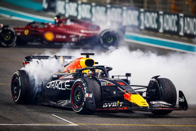 1 Max Verstappen NLD, Oracle Red Bull Racing , F1 Grand Prix of Abu Dhabi at Yas Marina Circuit on November 20, 2022 in Abu Dhabi, United Arab Emirates Photo by HOCH ZWEI Abu Dhabi United Arab Emirates