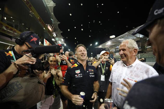 F1 Abu Dhabi Grand Prix Christian Horner and Helmut Marko after the Formula 1 Abu Dhabi Grand Prix at Yas Marina Circuit in Abu Dhabi, United Arab Emirates on November 20, 2022. Abu Dhabi United Arab Emirates  Copyright: xJakubxPorzyckix originalFilename:porzycki-f1abudha221120_npst6.jpg